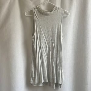 Light grey banana republic top